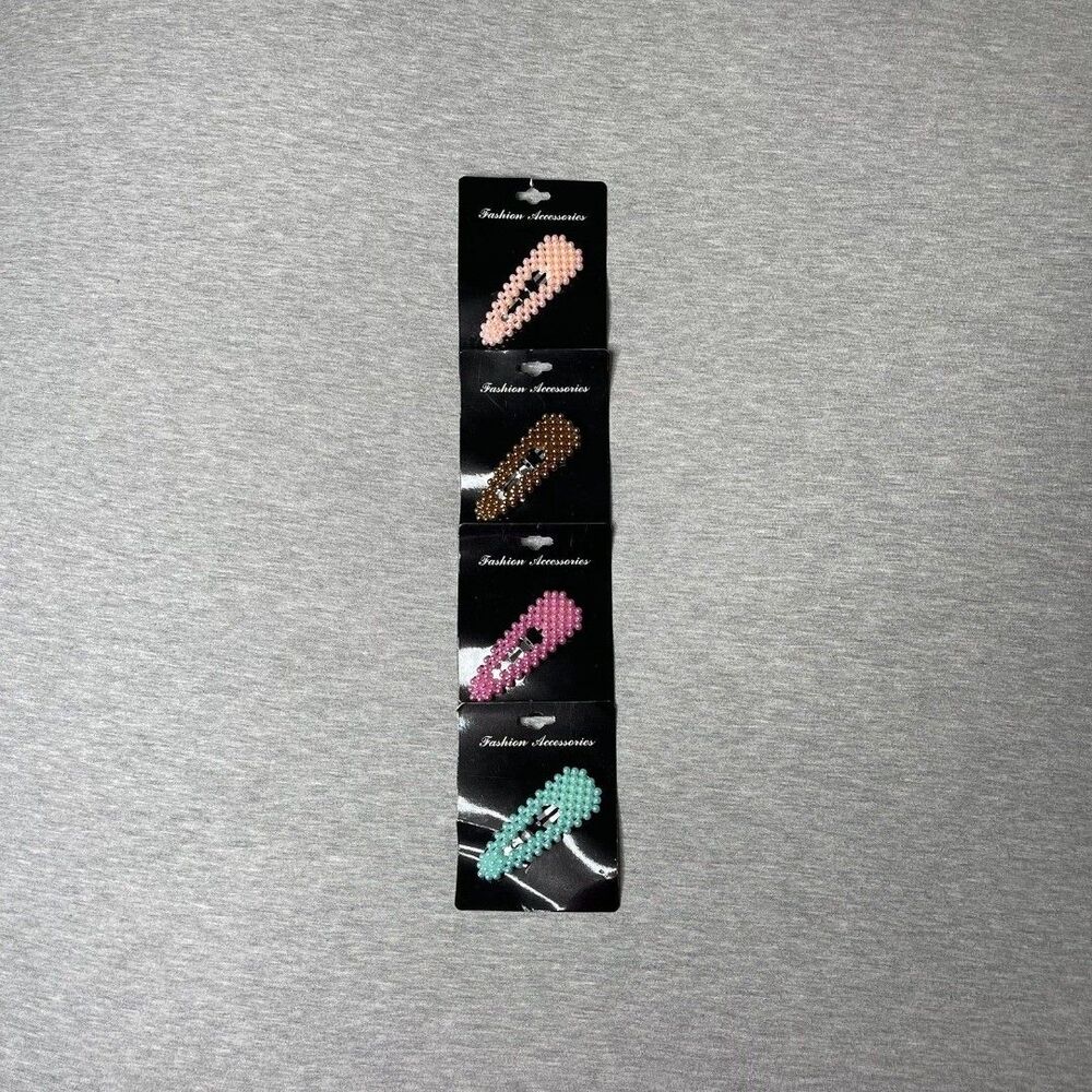 Fashion Nova Beaded Vintage Style Hairclips 4 PCS. Set